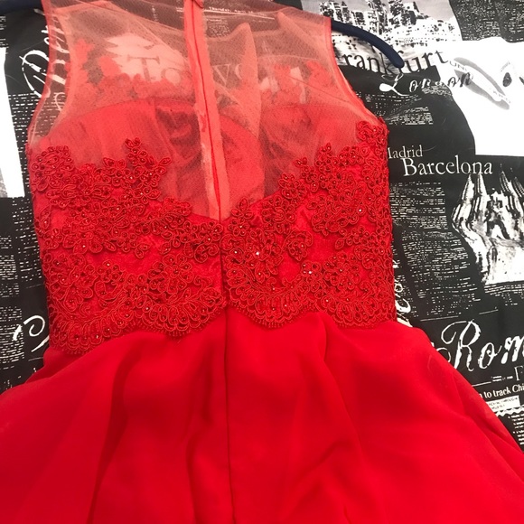 Red teen prom dress - Picture 3 of 4
